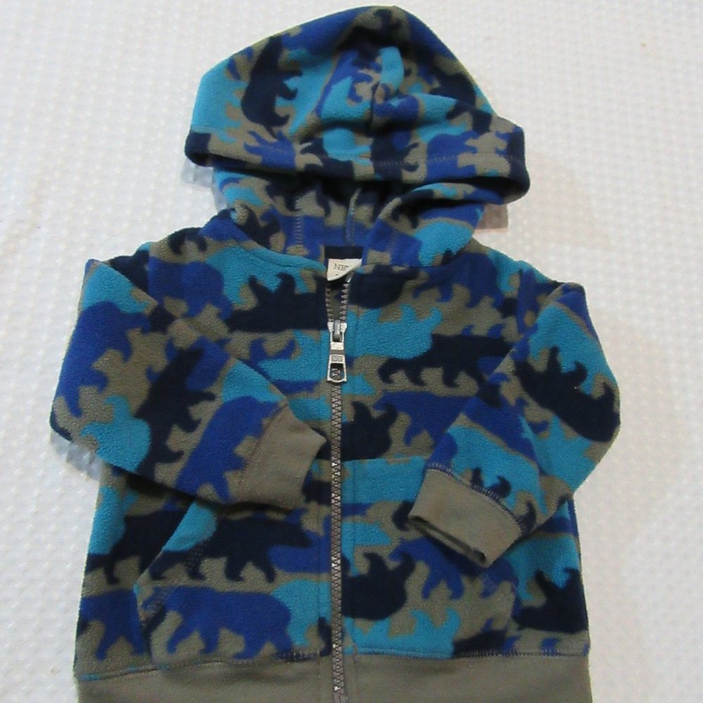 Bundle 4 Items For $20.00  Baby 6 Months [16 Lbs] Zip up Hoodie - Nevada